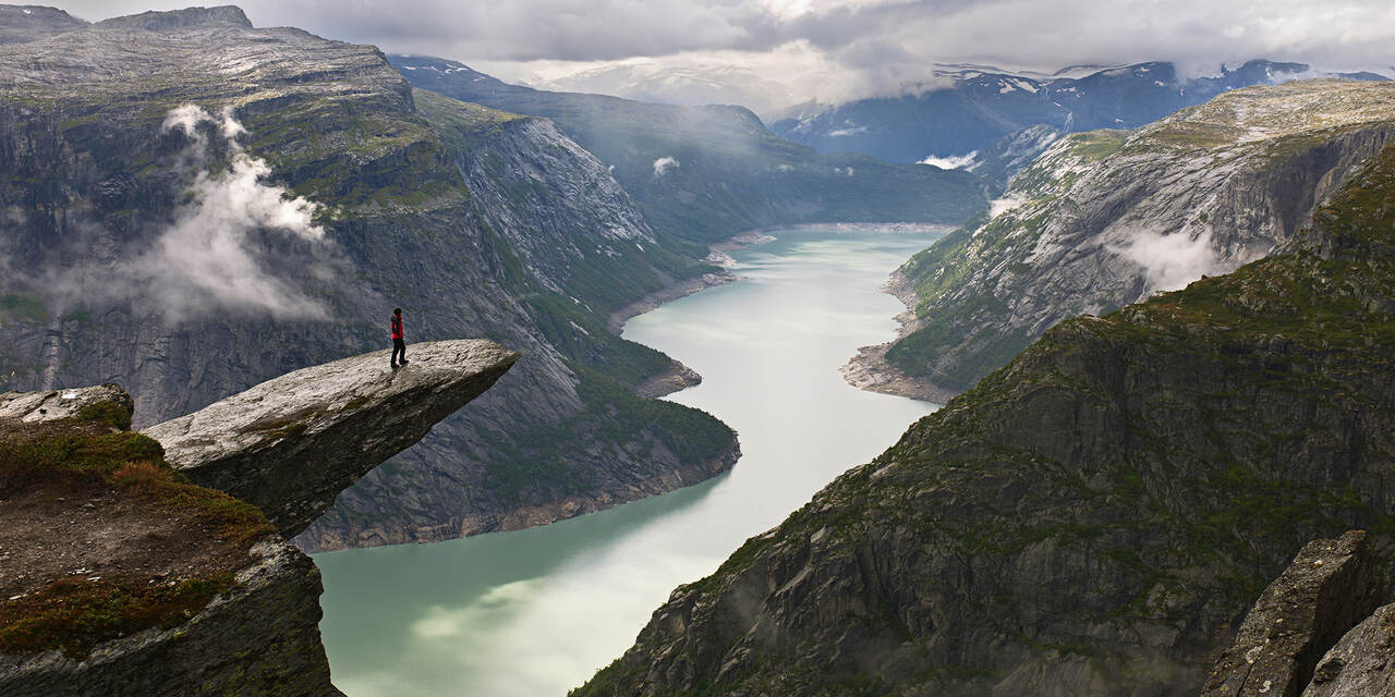 แนะนำสถานที่ปีนเขาTrolltunga ประเทศนอร์เวย์