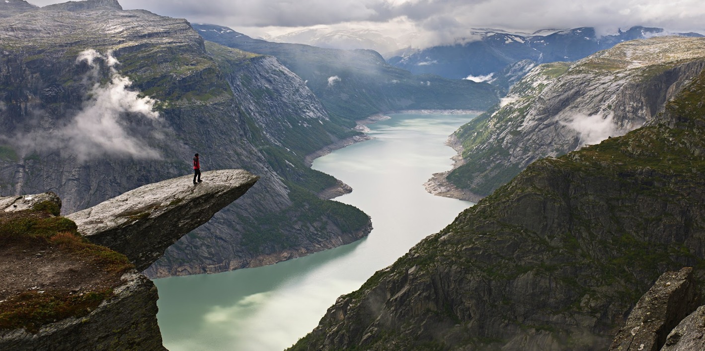 แนะนำสถานที่ปีนเขาTrolltunga ประเทศนอร์เวย์